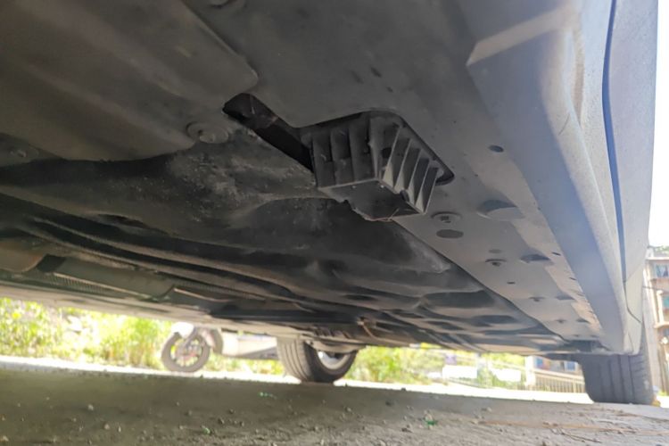 宝马X1 2019款 sDrive18Li 时尚型局部细节9004