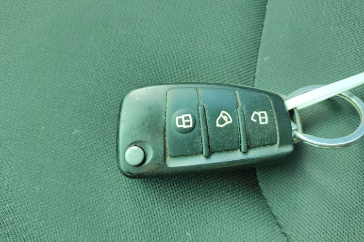 江淮瑞风 瑞风M3 2019款 创客版 1.8L 豪华型中控内饰11