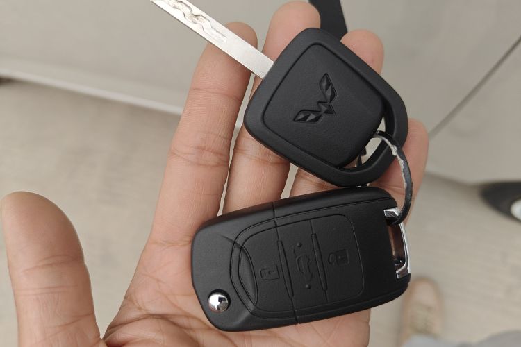 五菱汽车 宏光MINIEV 2024款 第三代 215km 青春版中控内饰11