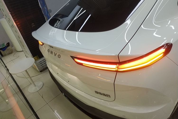 乐道L60 2024款 60kWh 后驱版车身外观6