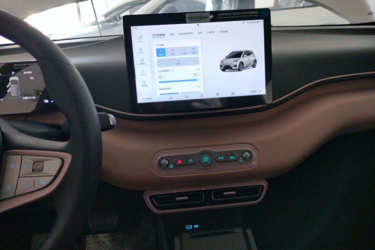 比亚迪 海鸥 2025款 305km 活力版中控内饰16