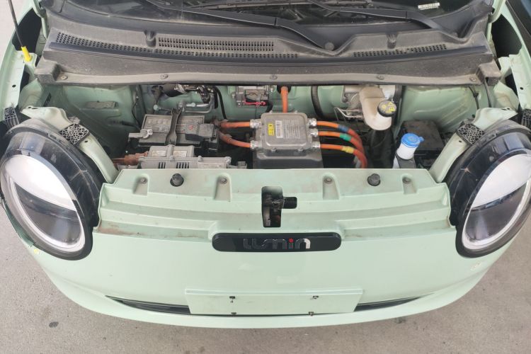 长安启源 长安Lumin 2022款 155km 清甜款机舱底盘24