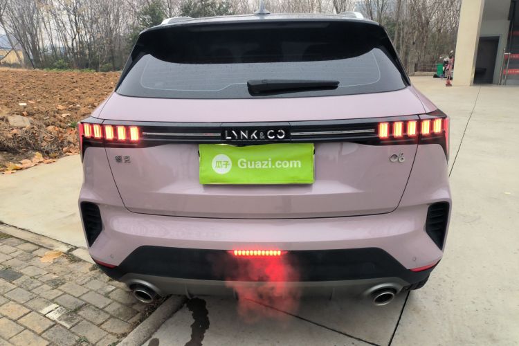 领克06 2021款 1.5T Shero粉色特别版车身外观6