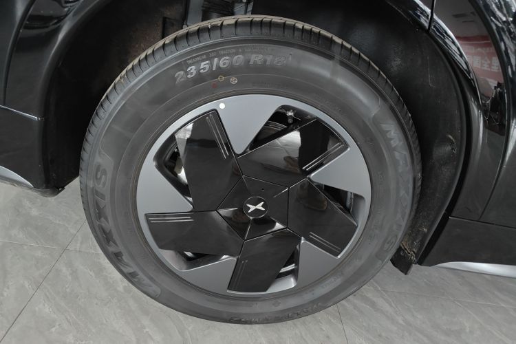 小鹏G7 2025款 602 长续航 Max车身外观6008