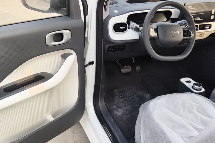 吉利银河 熊猫 2025款 210km 元气熊中控内饰20