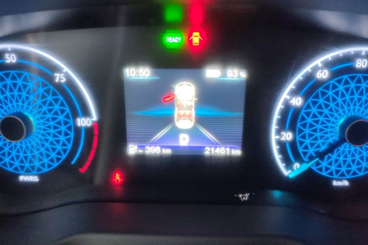 红旗E-QM5 2023款 改款 基础出行版局部细节14