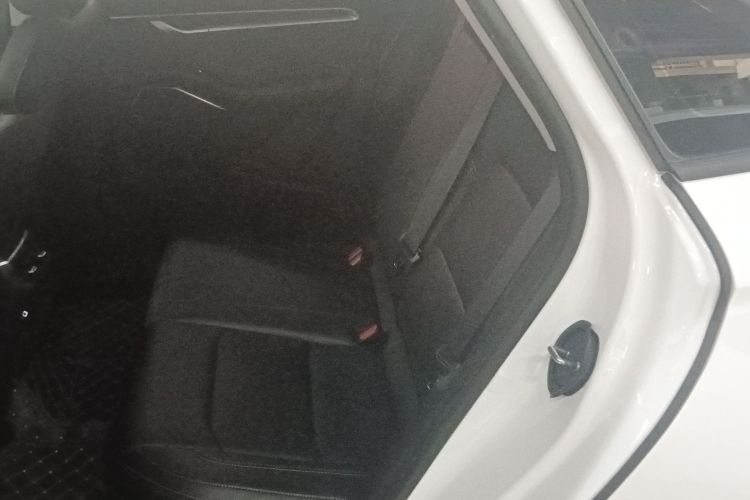 吉利汽车 帝豪 2023款 第4代冠军版 1.5L CVT豪华型中控内饰21