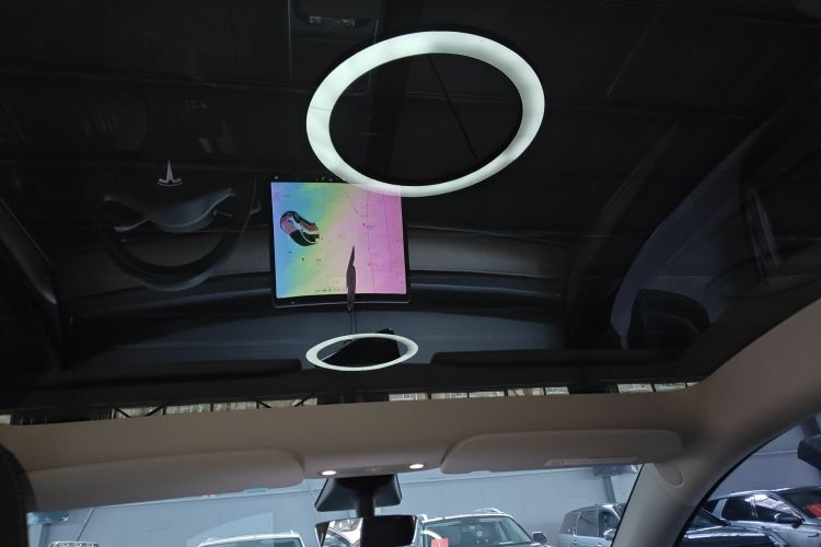 特斯拉 Model Y 2021款 长续航全轮驱动版中控内饰22