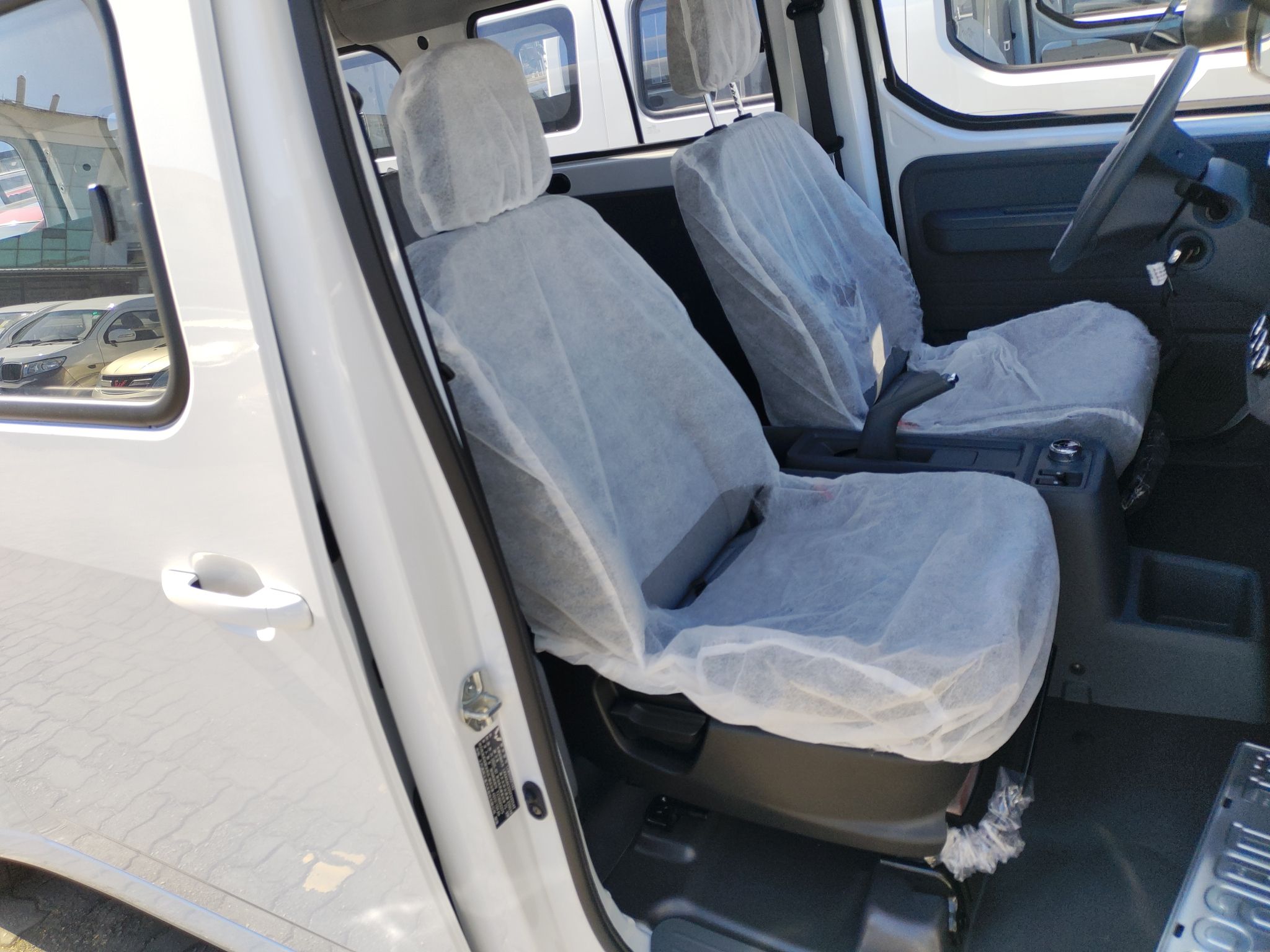 五菱汽车 五菱扬光 2024款 300KM 舒适型客车版 75kW