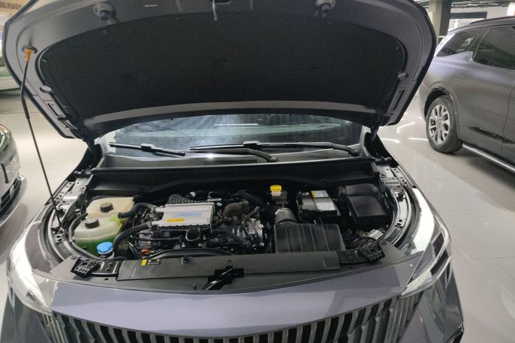 广汽传祺 传祺GS3 2023款 影速 270T 劲享版机舱底盘24