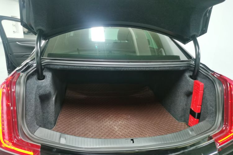 凯迪拉克XTS 2018款 28T 技术型机舱底盘23