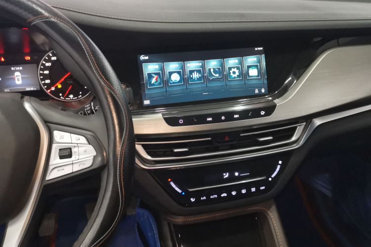 长安CS35PLUS 2019款 1.6L 手动酷联版中控内饰16