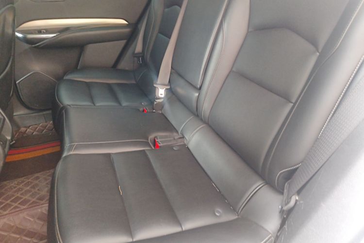 凯迪拉克XT4 2018款 28T 两驱领先型中控内饰7004