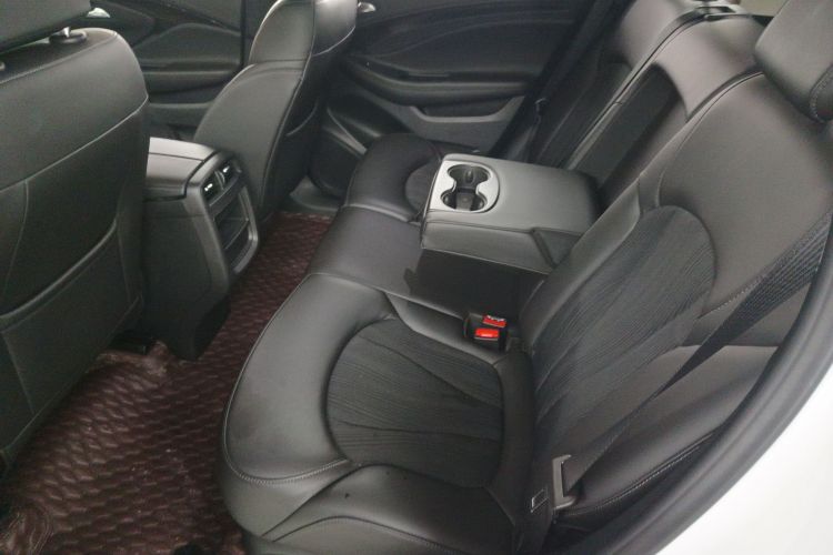 别克 昂科威 2020款 20T 两驱领先型中控内饰7004