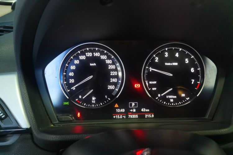 宝马X1 2019款 sDrive20Li 领先型中控内饰14