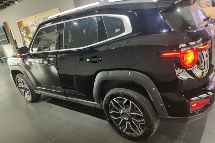 哈弗大狗 PLUS 新能源 2024款 Hi4 102km 潮电版Plus车身外观4