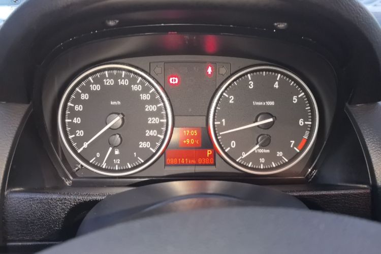 宝马X1 2014款 sDrive18i 领先型局部细节14