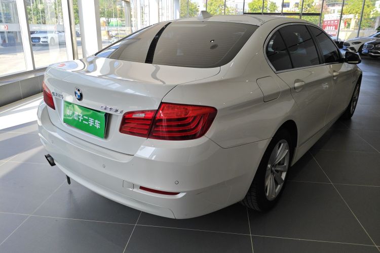宝马5系 2017款 520Li 典雅型车身外观7