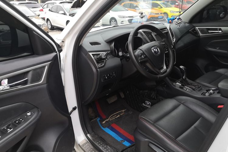 长安CS75 2014款 1.8T 自动精英型 国IV中控内饰20