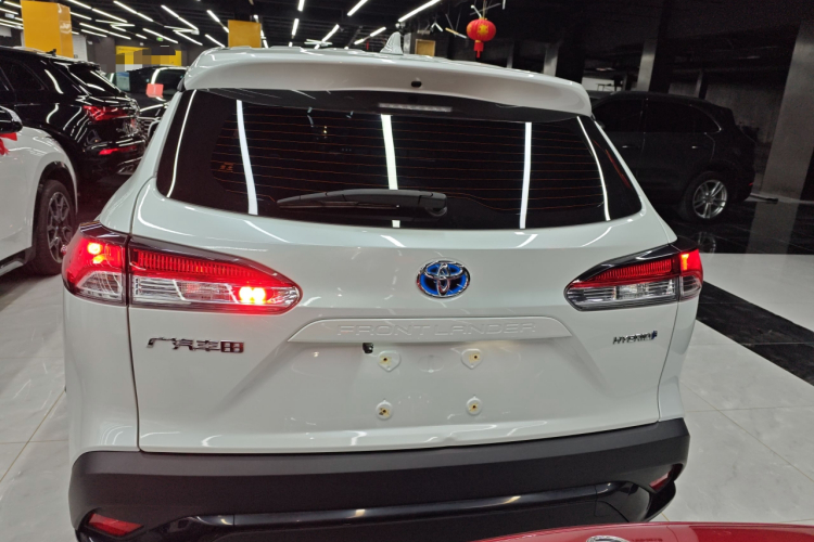 丰田 锋兰达 2023款 2.0L 智能电混双擎 领先版车身外观6