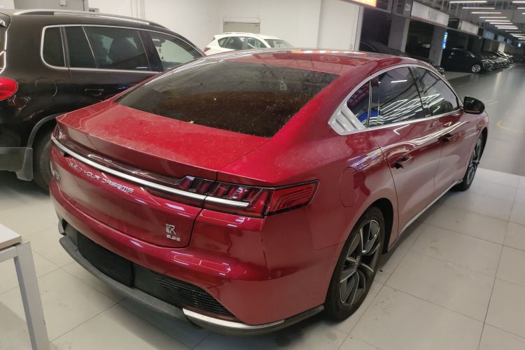 比亚迪 汉 2020款 EV 四驱高性能版旗舰型车身外观7