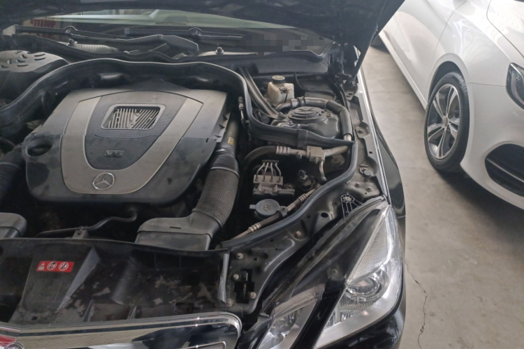 奔驰E级(进口) 2009款 E 300 优雅型局部细节9007