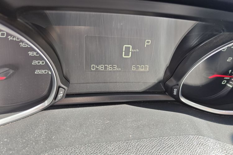 标致308S 2015款 1.6T 自动劲驰版中控内饰15