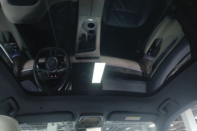 极氪001 2022款 超长续航双电机 YOU版局部细节22