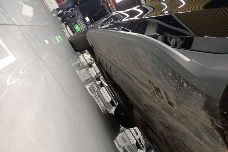 奔驰GLC 2022款 改款二 GLC 260 L 4MATIC 豪华型局部细节9002