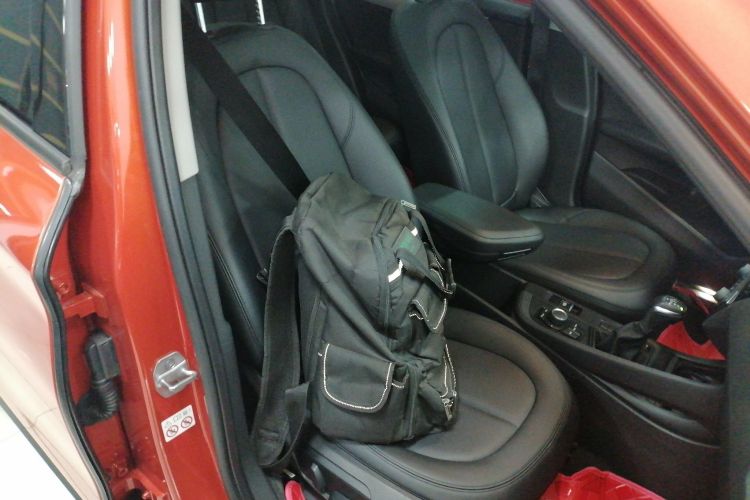 宝马X1 2018款 sDrive18Li 时尚型局部细节41