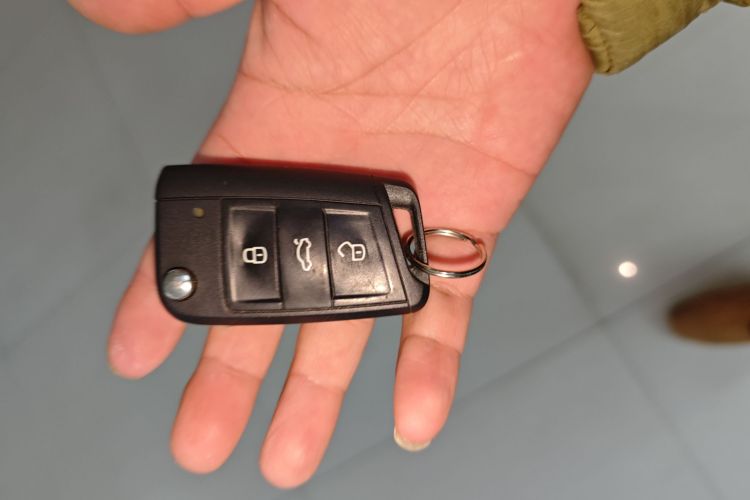 大众 高尔夫·嘉旅 2018款 1.6L 自动舒适型中控内饰11