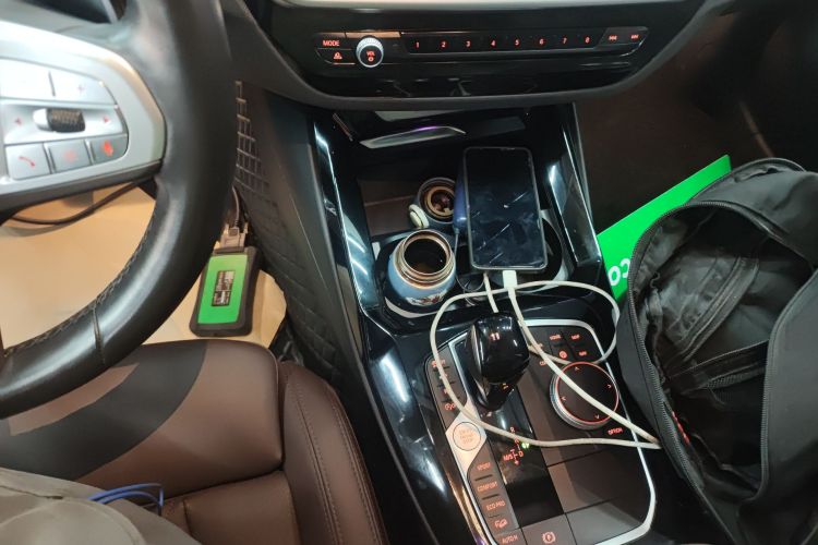 宝马X3 2022款 xDrive30i 领先型 M曜夜套装中控内饰18