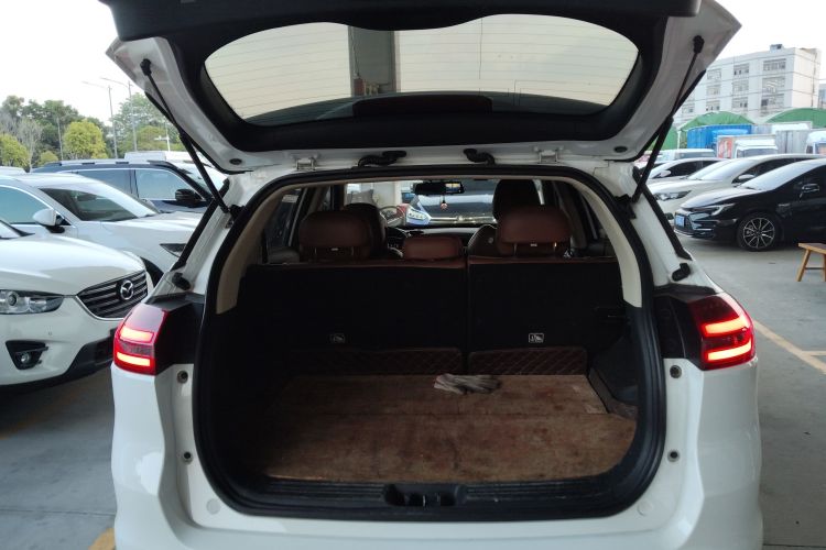 吉利汽车 博越 2021款 1.8TD DCT两驱亚运版机舱底盘23