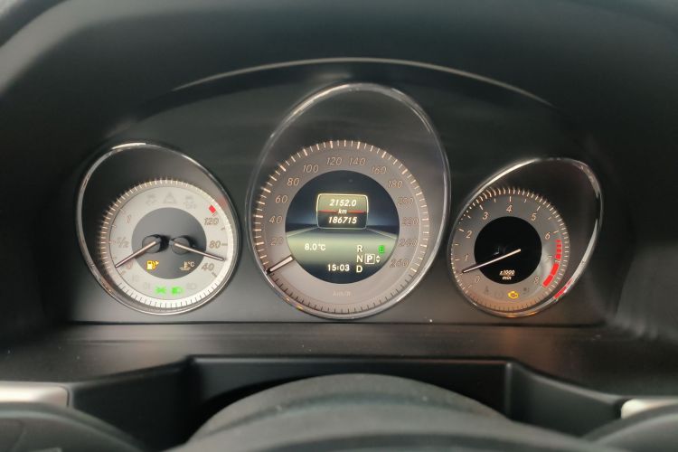 奔驰GLK级 2013款 改款 GLK 300 4MATIC 时尚型中控内饰14