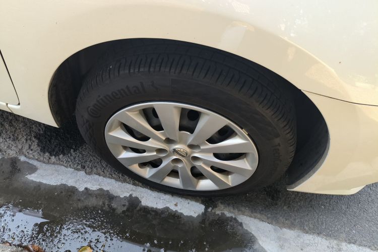 日产 轩逸 2021款 经典 1.6XE CVT舒适版车身外观10