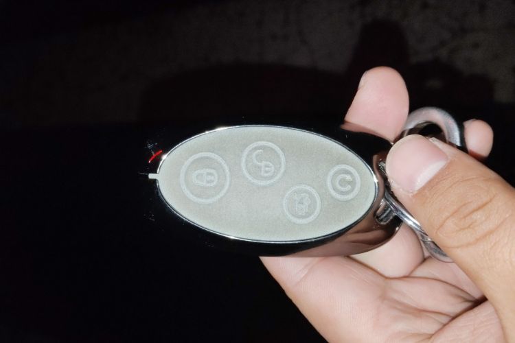 比亚迪 宋MAX 2017款 1.5T 自动智联精英型 7座中控内饰11