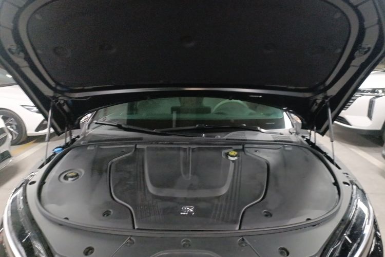 比亚迪 汉 2025款 EV 智驾版 506KM尊贵型机舱底盘24