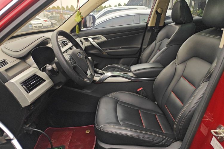 吉利汽车 博越 2018款 1.8TD 自动两驱智联型4G互联版中控内饰19