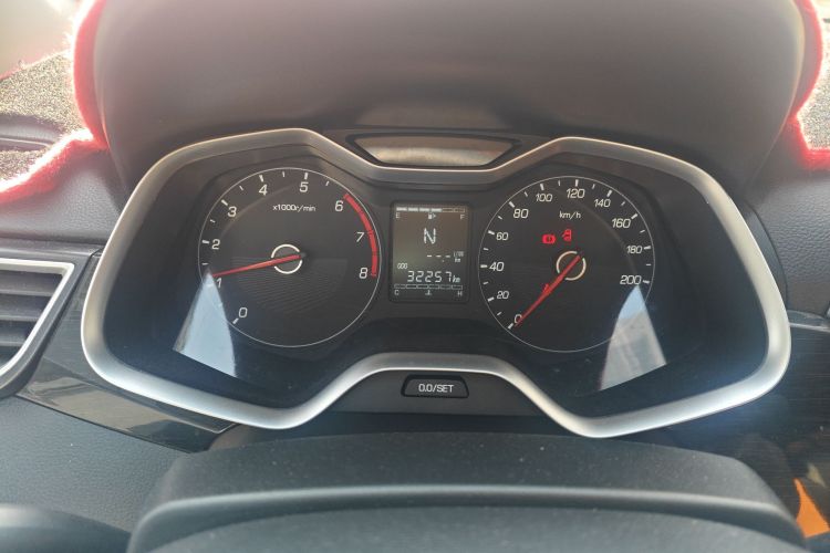 宝骏310 2017款 1.5L 自动时尚型局部细节14