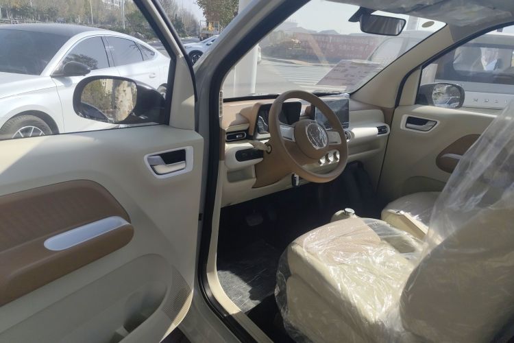 五菱汽车 宏光MINIEV 2024款 第三代 215km 青春版中控内饰20