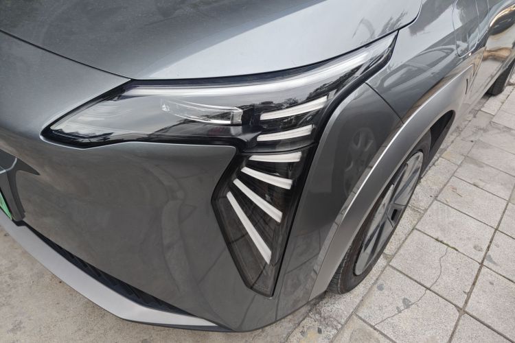 埃安 AION Y 2023款 Plus 610 乐享版 三元锂局部细节36