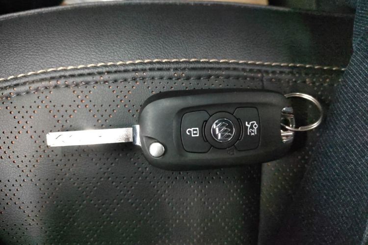 别克 威朗 2023款 Pro 乐享版中控内饰7001