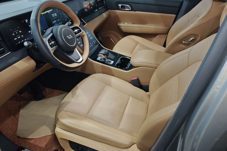 理想汽车 理想ONE 2021款 增程6座版中控内饰19