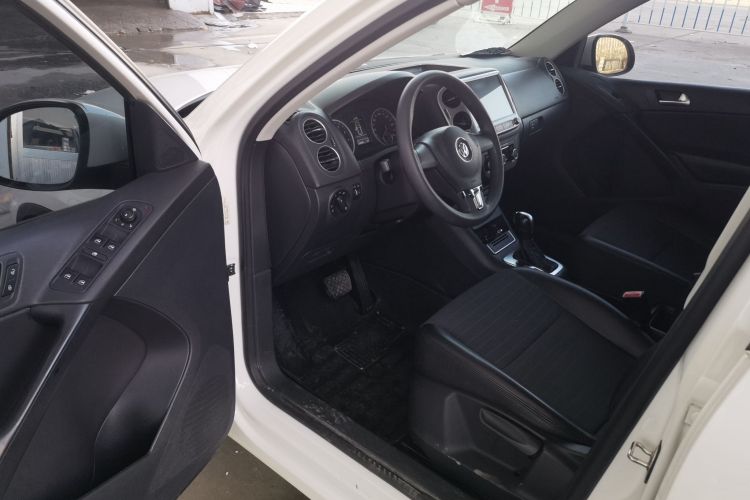 大众 途观 2015款 1.8TSI 自动两驱风尚版中控内饰20