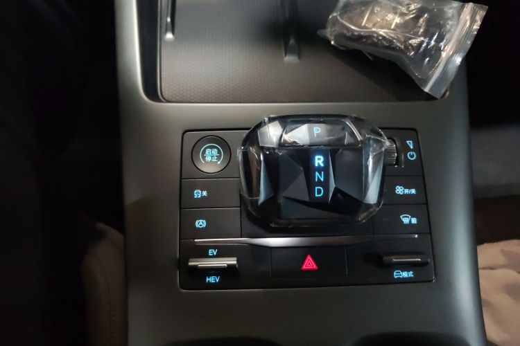 比亚迪 秦PLUS 2025款 DM-i 智驾版 55KM领先型中控内饰18