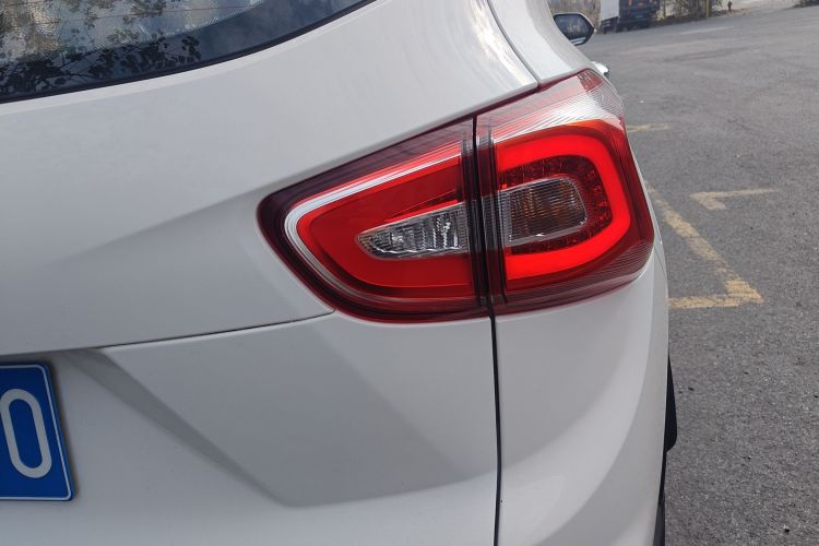 宝骏510 2017款 1.5L 手动时尚型车身外观9