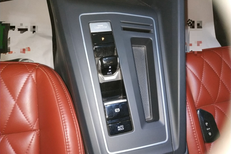 大众 高尔夫 2023款 改款 280TSI DSG Pro中控内饰18