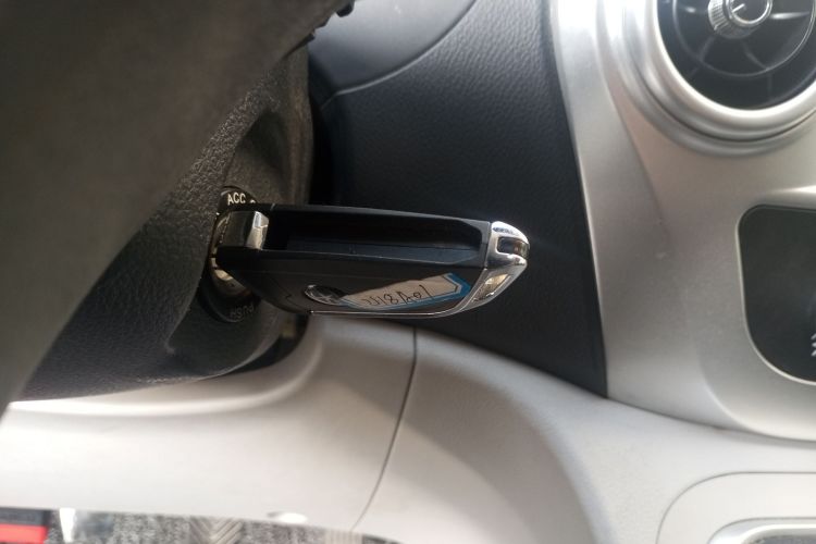 江淮瑞风 瑞风M3 2019款 创客版 1.8L 豪华型中控内饰7001