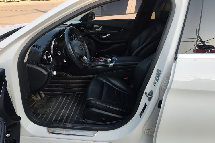 奔驰C级 2016款 C 200 L 运动型中控内饰19