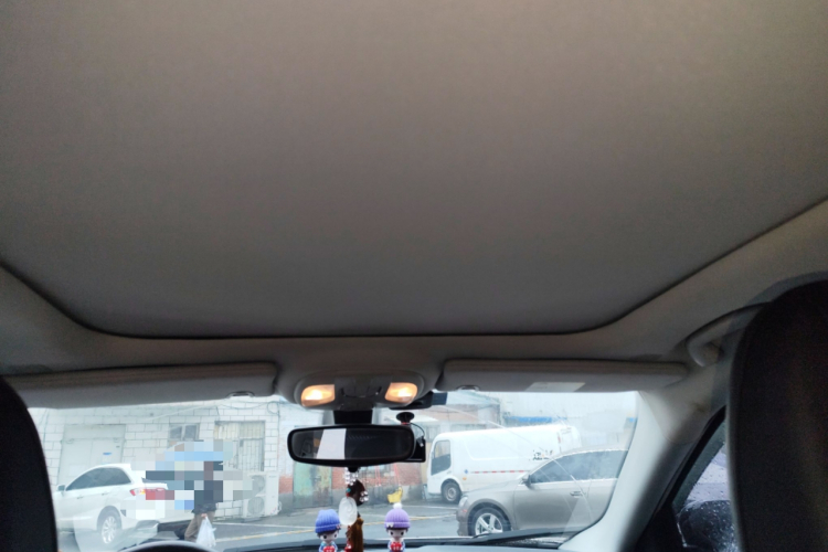 Jeep 指南者 2019款 220T 自动家享炫酷版局部细节22